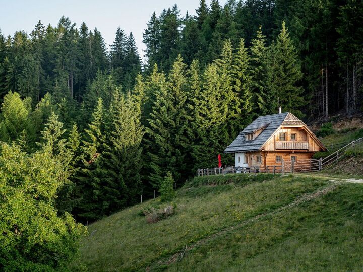 2-Bed House with Mountain View in Wolfsberg, Sleeps 6, 1104