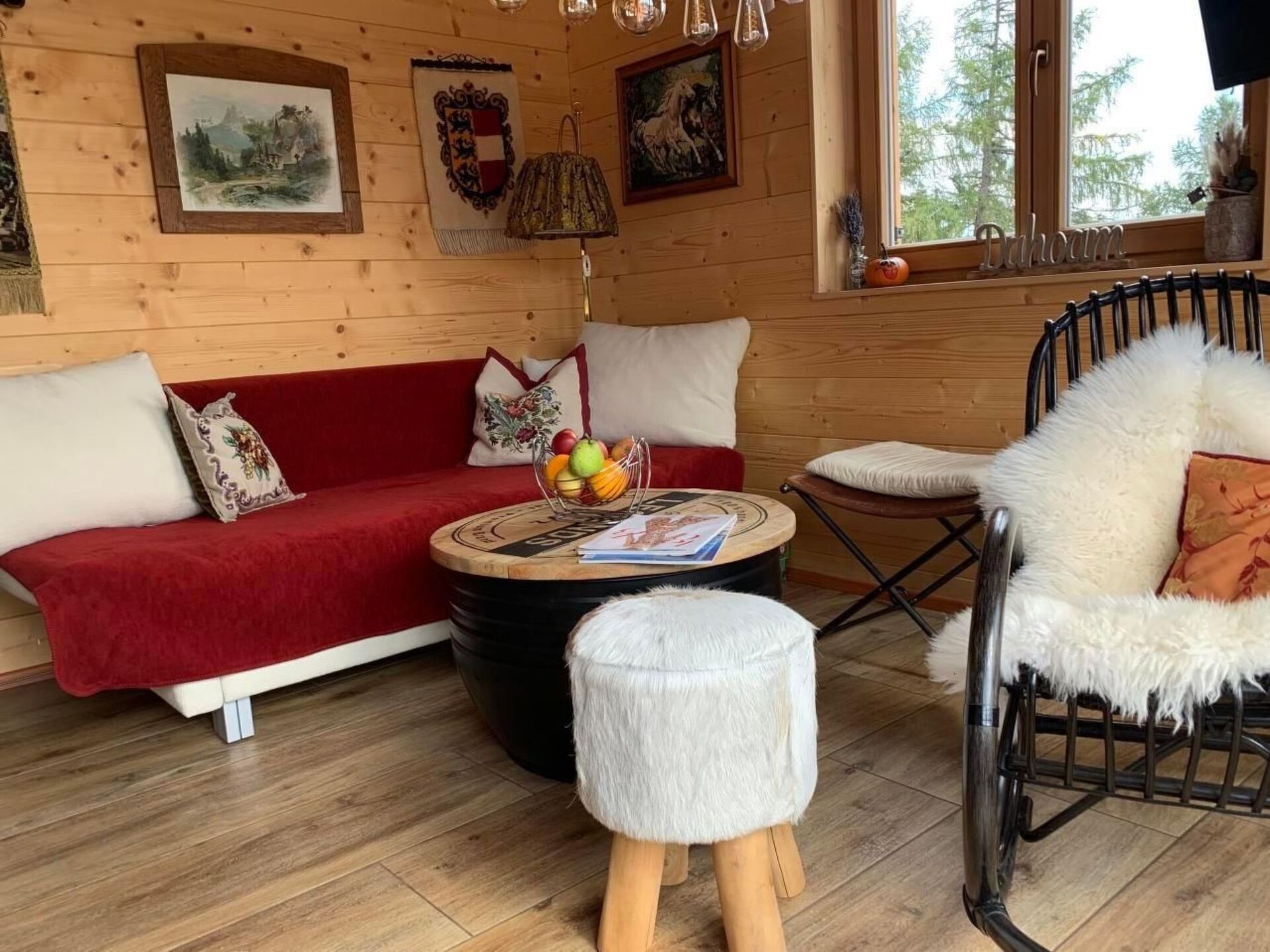 4-Bed House with Private Pool in Wolfsberg, Sleeps 6, 1107