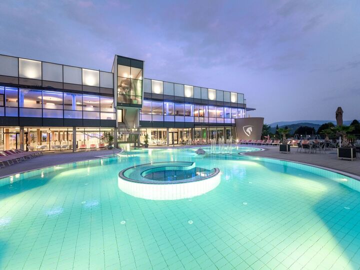 Exclusive 2-Bed Apartment in Voitsberg, Sleeps 4, 1126