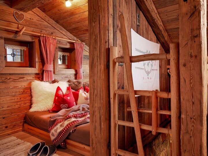 4-Bed House in Sankt Johann im Pongau, Sleeps 10, 1138