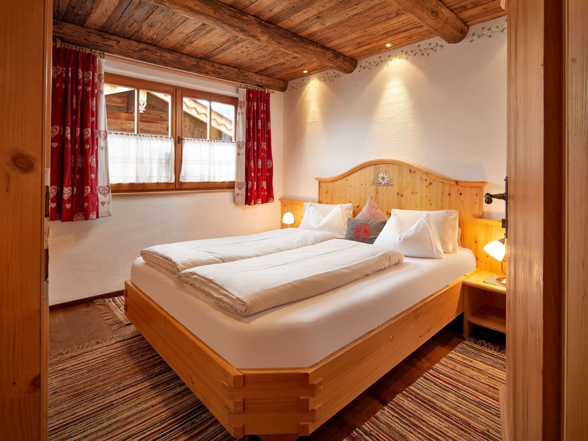 4-Bed House in Sankt Johann im Pongau, Sleeps 10, 1138