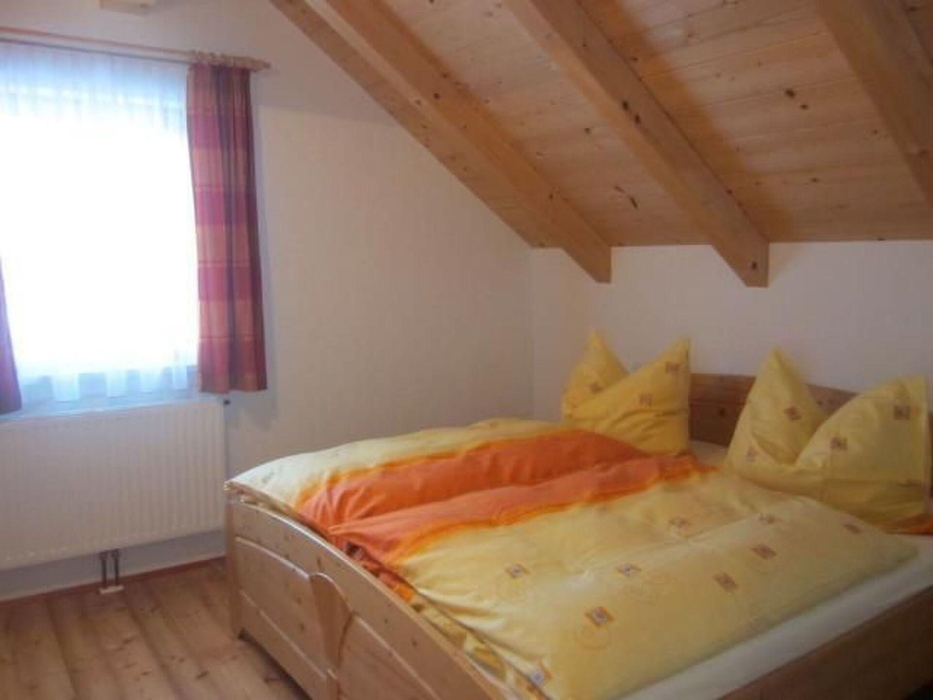 Sumptuous 3-Bed House in Wolfsberg, Sleeps 7, 1077