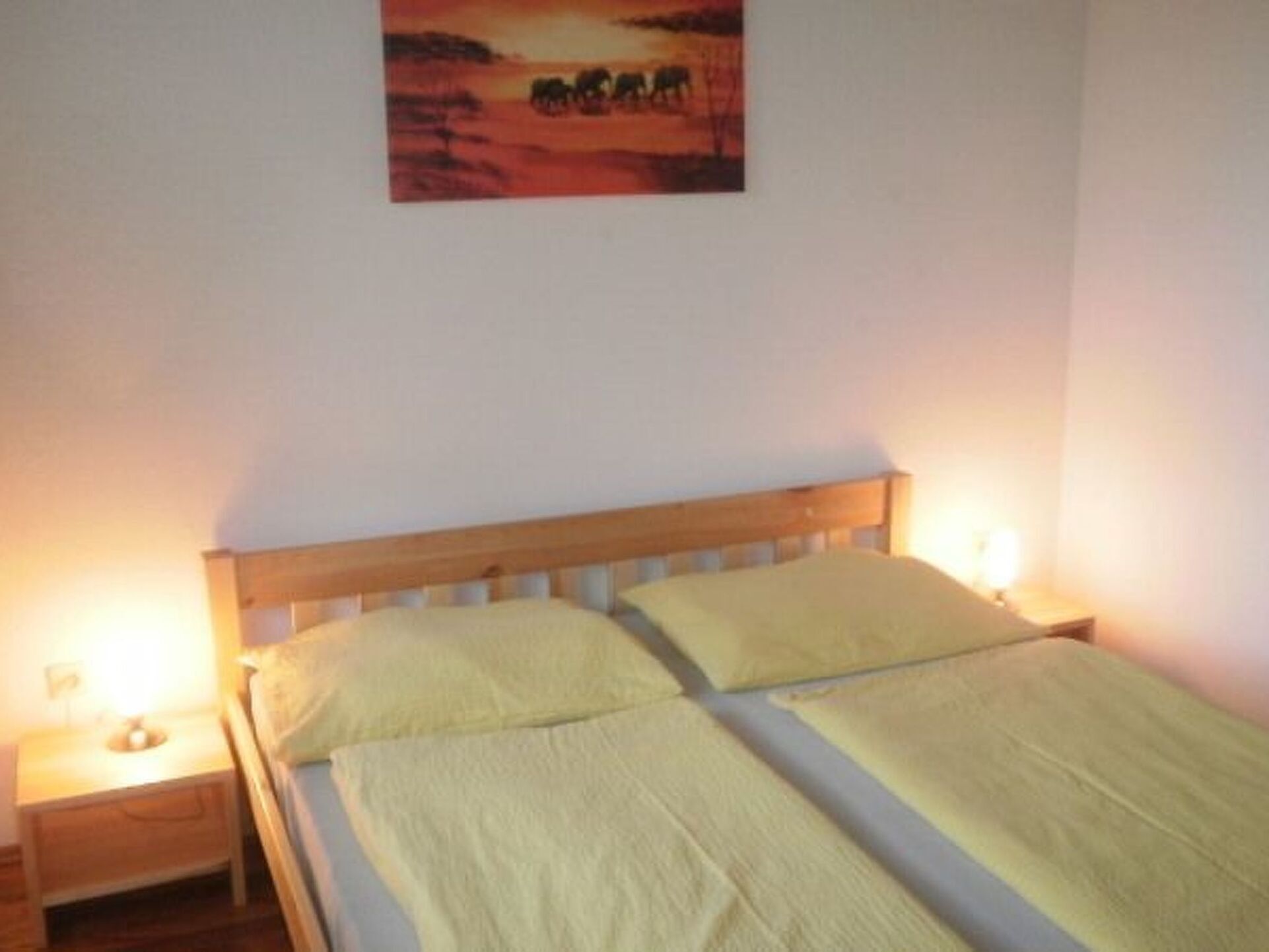 Exclusive 3-Bed Apartment in Schwaz, Sleeps 5, 1145