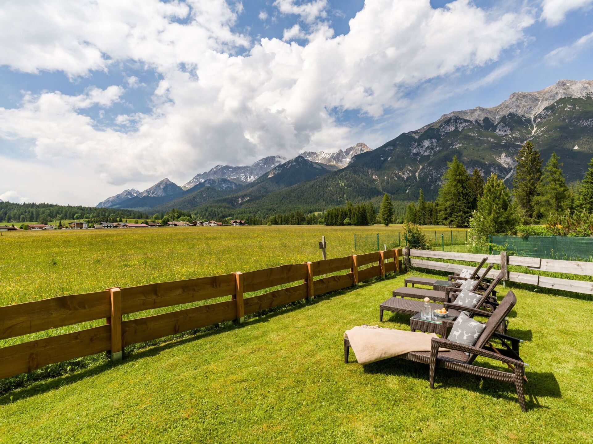 1-Bed Apartment in Innsbruck-Land, Sleeps 3, 1146