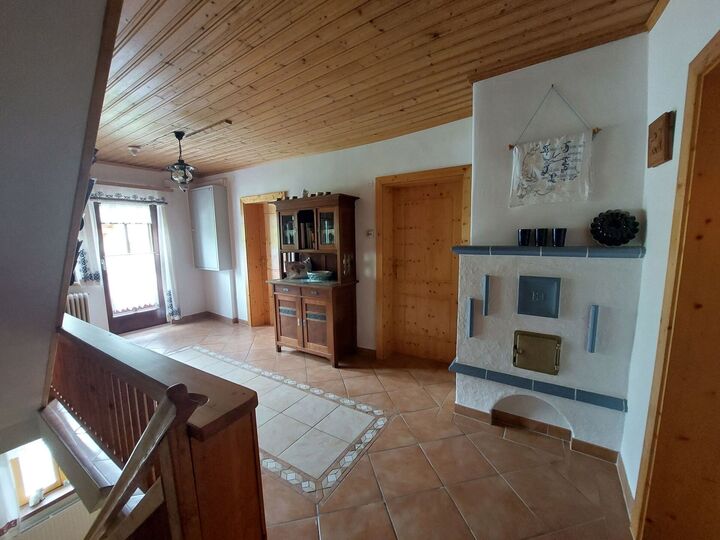 5-Bed House with Mountain View in Liezen, Sleeps 10, 1120