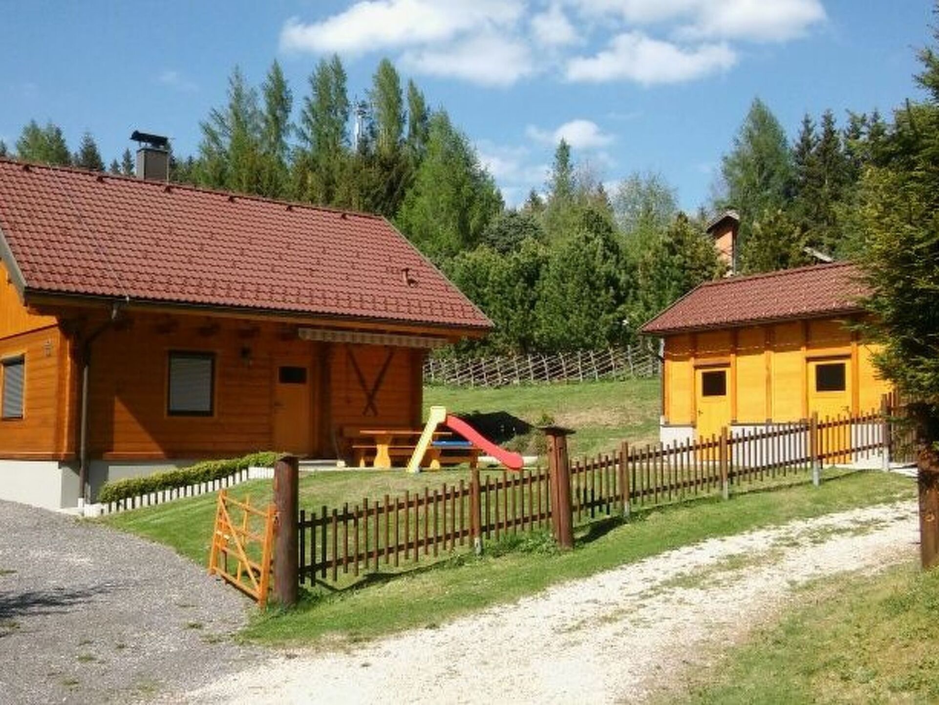Inviting 2-Bed House in Wolfsberg, Sleeps 5, 1085