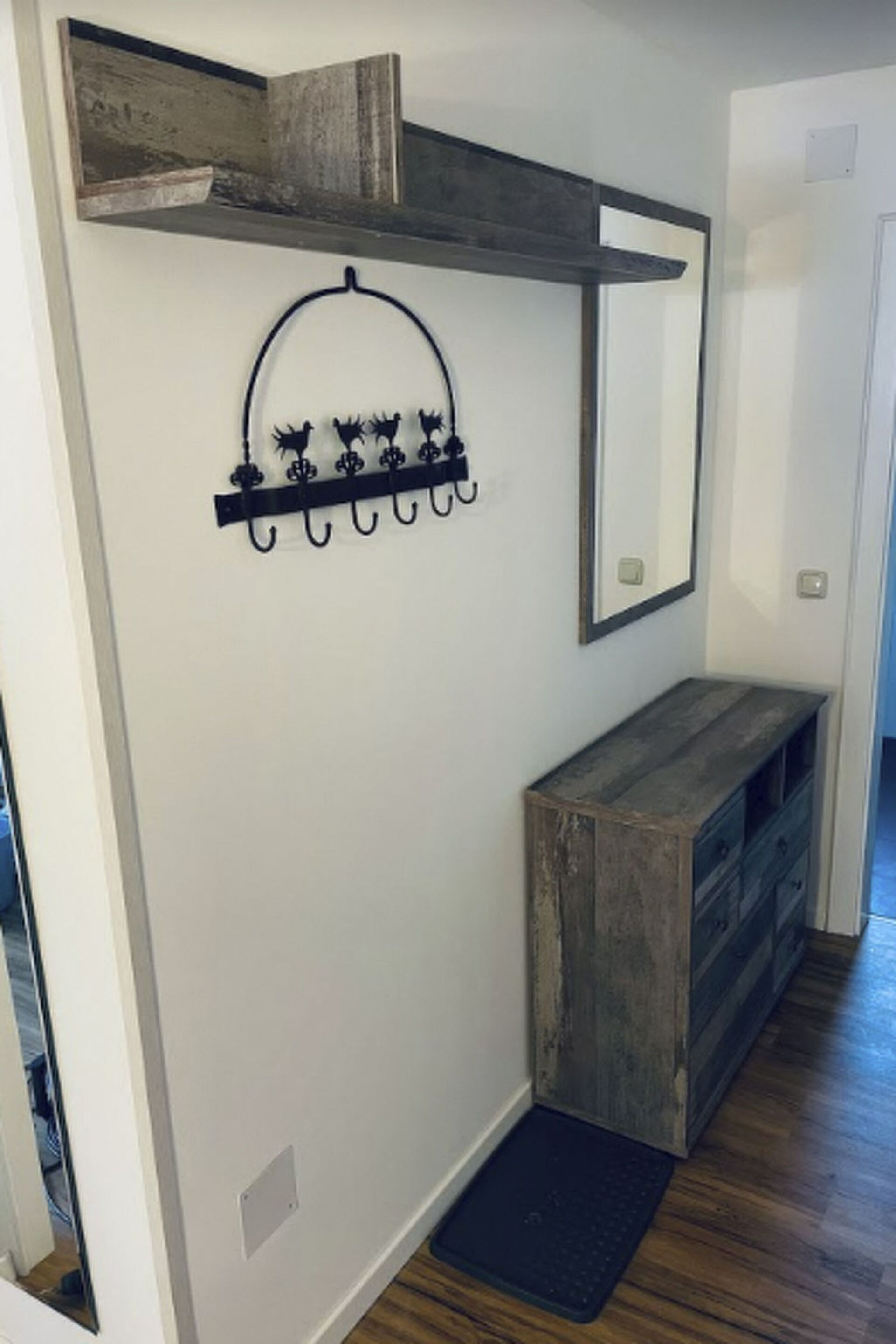 Sublime 1-Bed Apartment in Klagenfurt-Land, Sleeps 2, 1086
