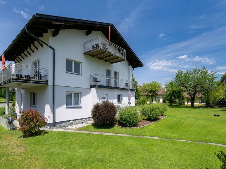 Stunning 2-Bed Apartment in Volkermarkt, Sleeps 6, 1078