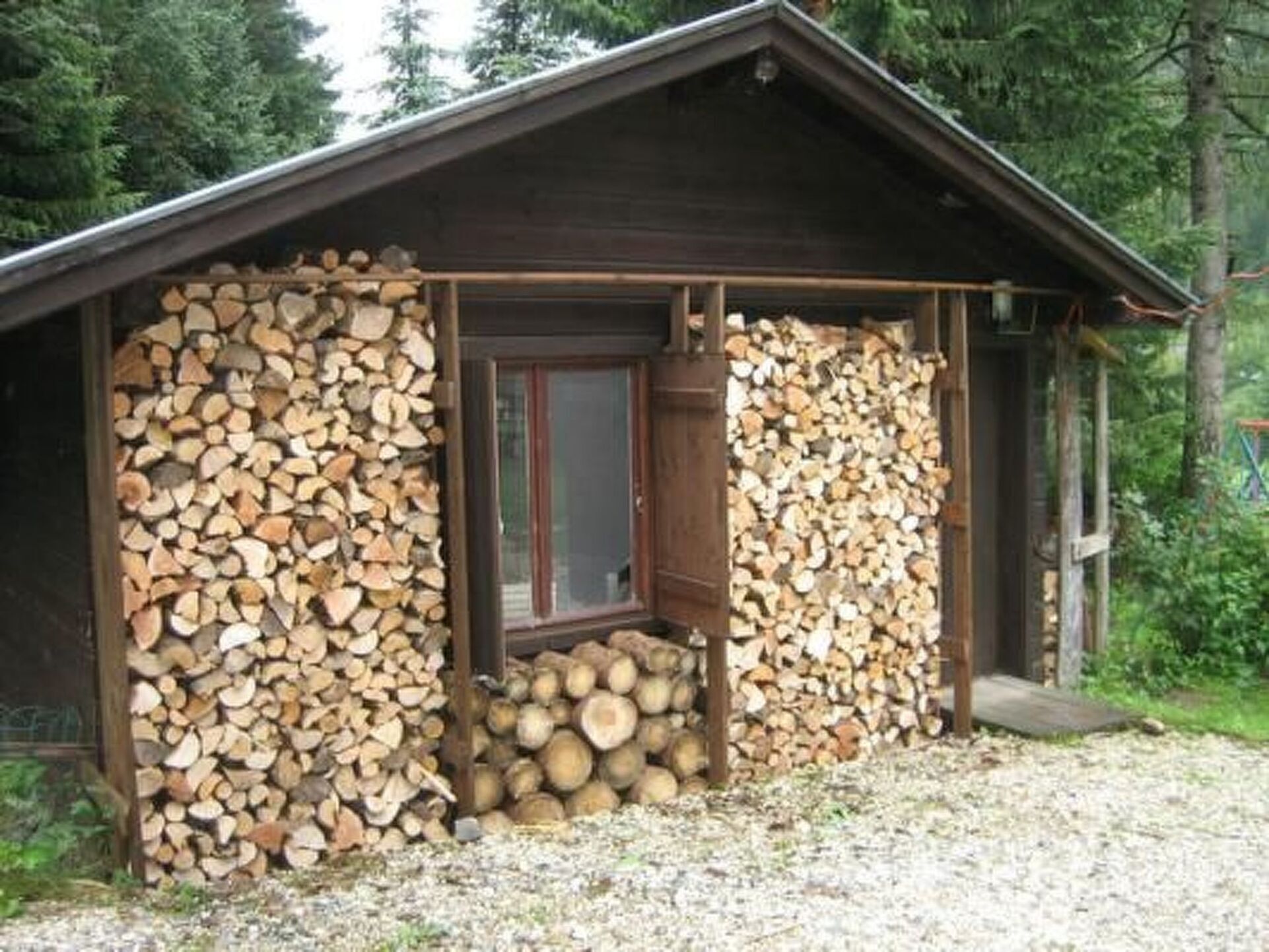 Exclusive 2-Bed House in Zell am See, Sleeps 4, 1124