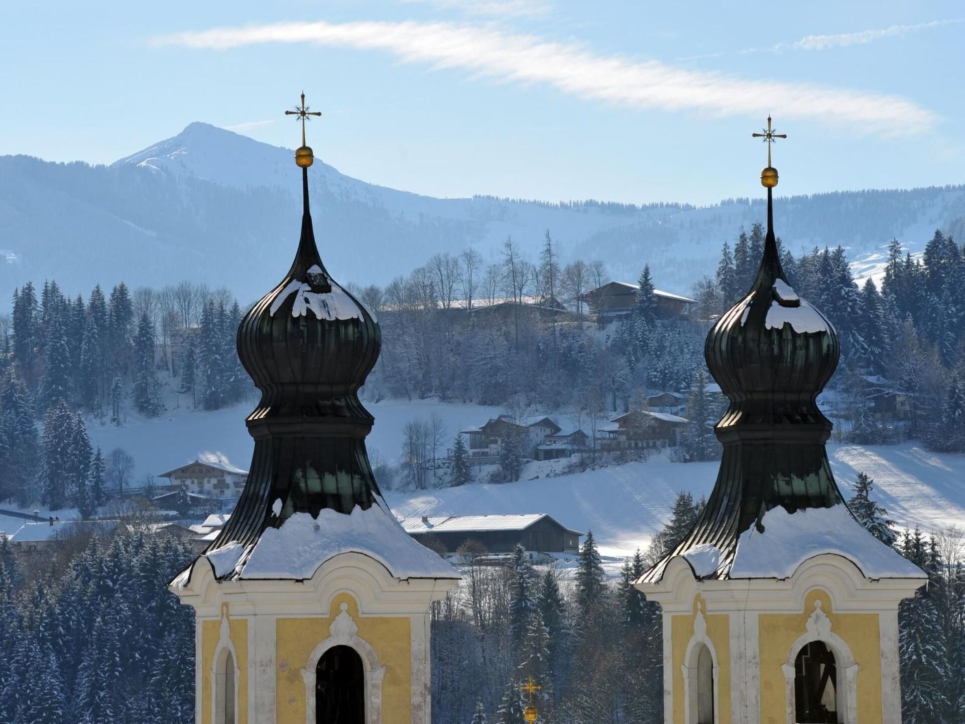 Sumptuous 2-Bed Apartment in Kitzbuhel, Sleeps 6, 1153
