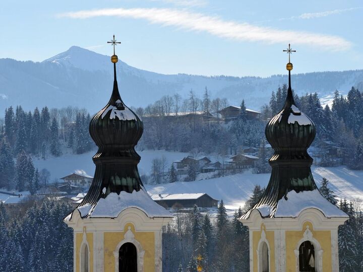 Sumptuous 2-Bed Apartment in Kitzbuhel, Sleeps 6, 1153