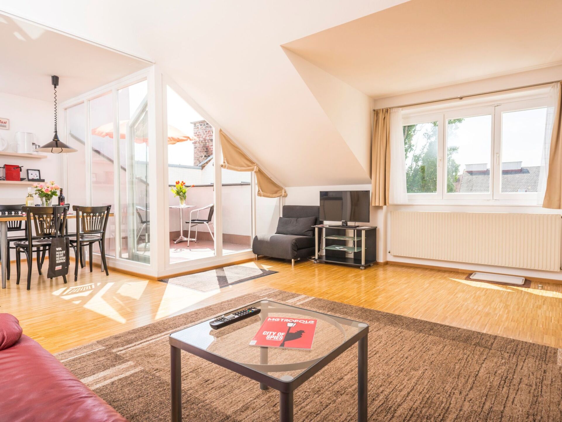 Elegant 1-Bed Apartment in Wien, Sleeps 4, 1001