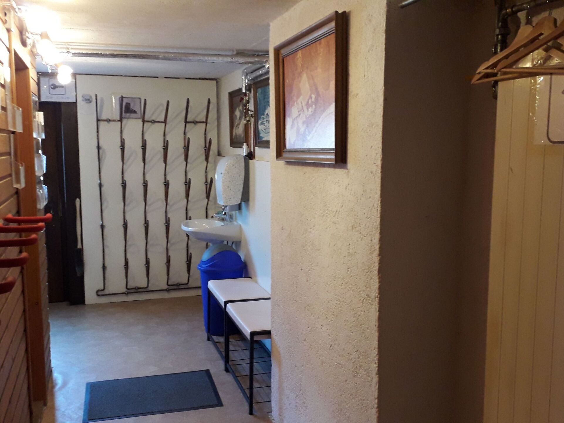 Idyllic 3-Bed Apartment in Liezen, Sleeps 10, 1023