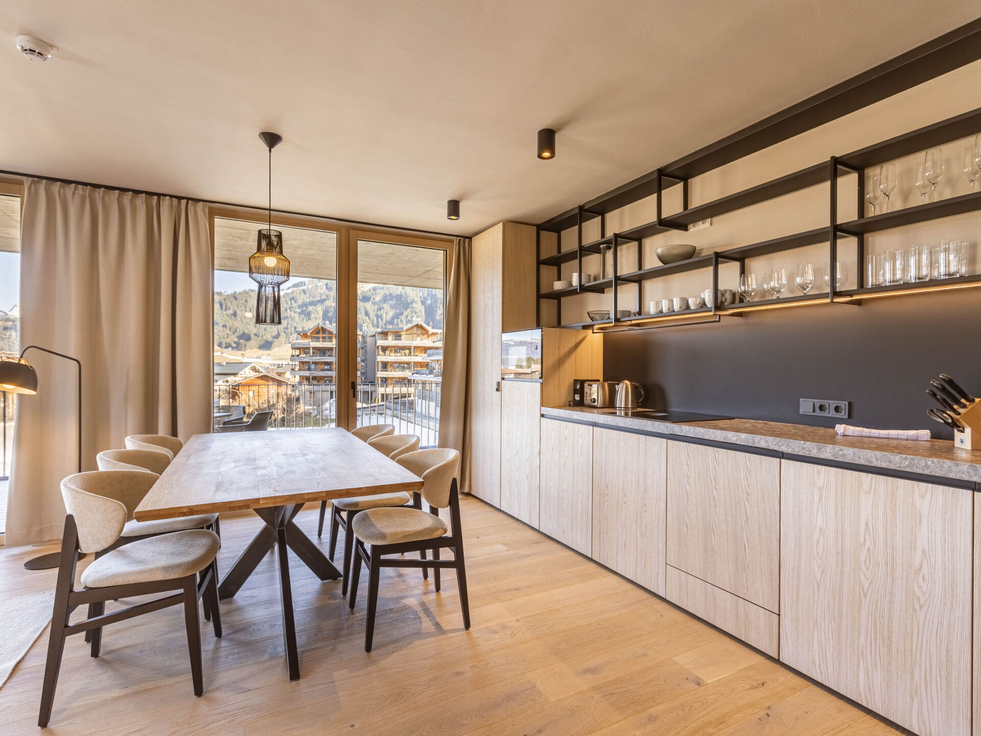 Kitchen / Dining Room