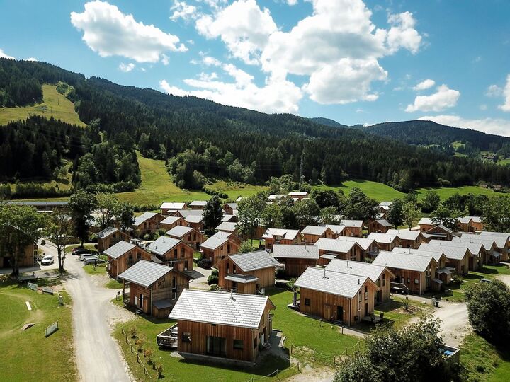 2-Bed Apartment with Mountain View in Murau, Sleeps 4, 1073, Sankt Lorenzen ob Murau, Austria