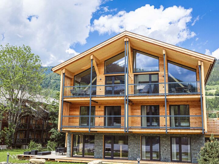 Inviting 4-Bed Apartment in Murau, Sleeps 10, 1083, St. Lorenzen am Kreischberg, Austria