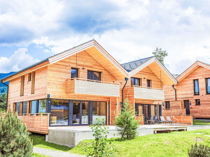 Luxurious 4-Bed Apartment in Murau, Sleeps 8, 1062, St. Lorenzen am Kreischberg, Austria