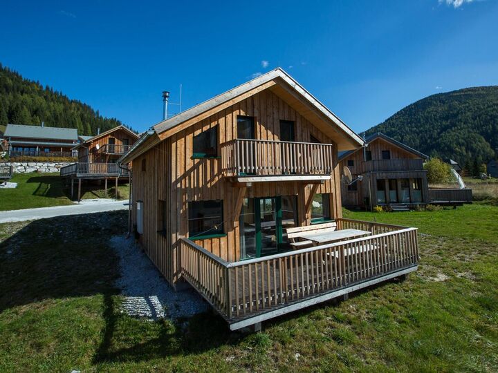 4-Bed House with Mountain View in Murtal, Sleeps 8, 1101, Hohentauern, Austria