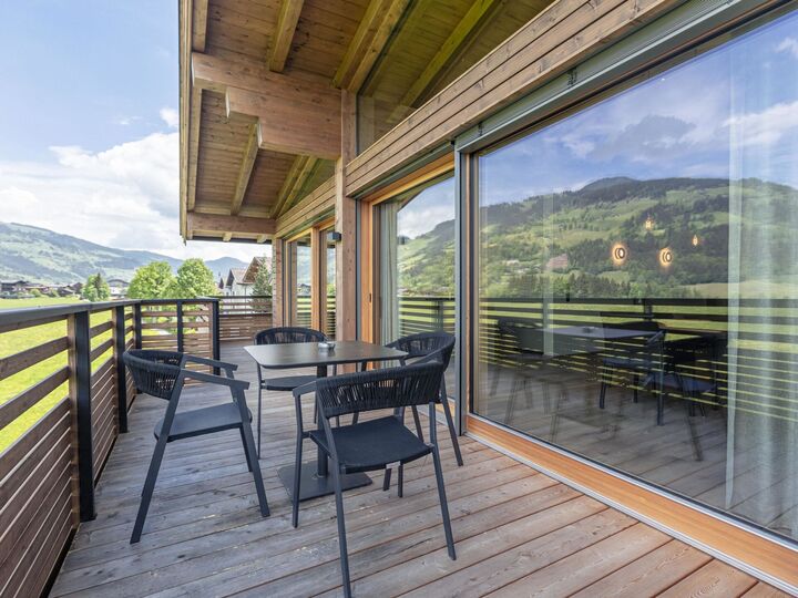 3-Bed Apartment in Kitzbuhel, Sleeps 6, 1099, Westendorf, Austria