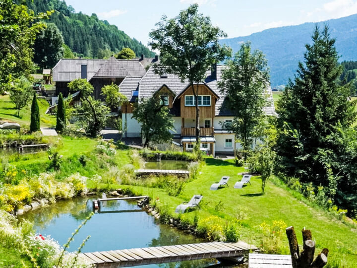 Delightful 2-Bed Apartment in Murau, Sleeps 7, 1090, Sankt Georgen am Kreischberg, Austria