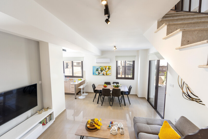 5 Star Angela Nefeli Villa – Stylish Coastal Retreat in Protaras