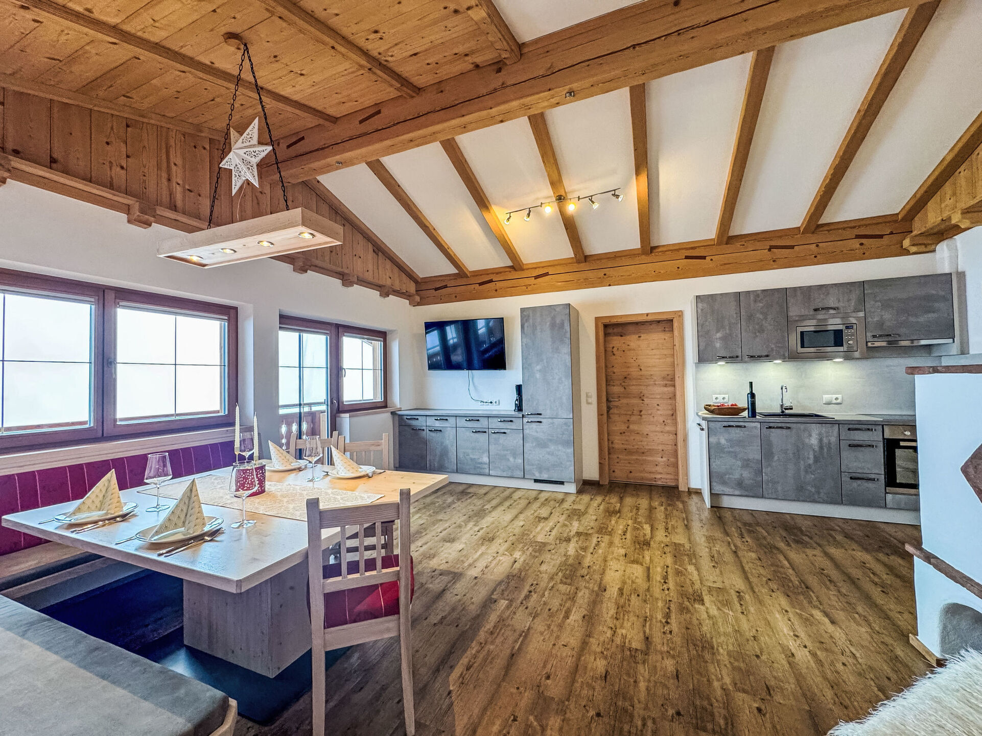 Kitchen / Dining Room
