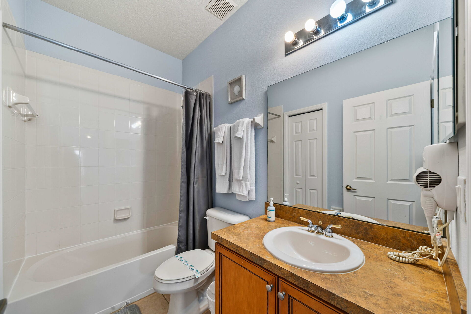 Modern Kissimmee 5 Bedroom Home, Orlando Villa 6674