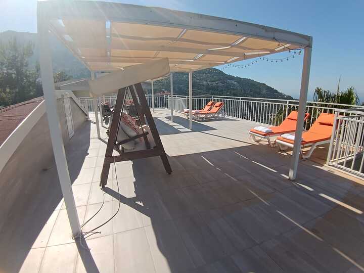 5 Star Villa Majestica — Sea, Castle & Elite Mediterranean Stay