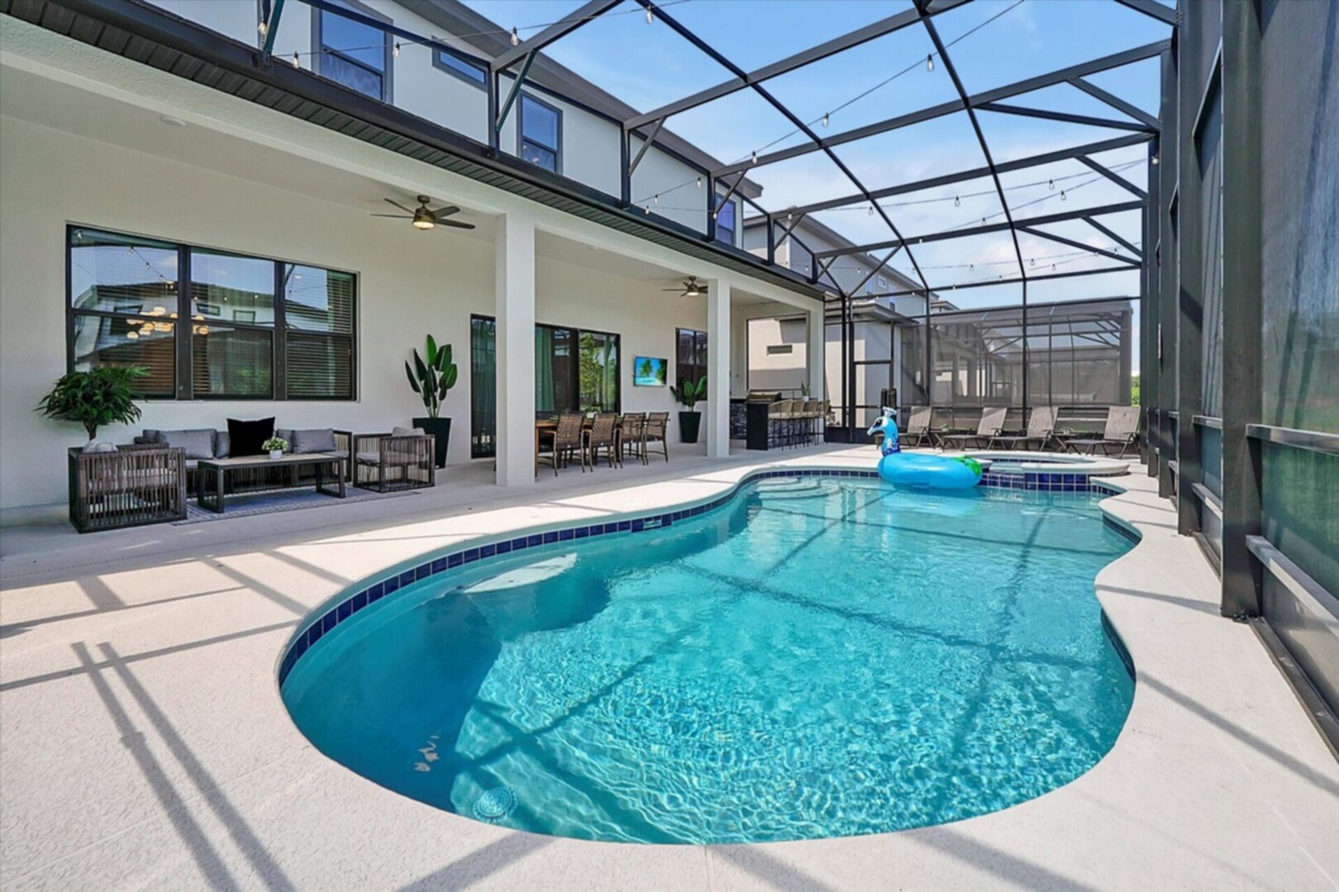 The Ultimate 15 Bedroom Mansion on Orange County, Orlando Mansion 6675