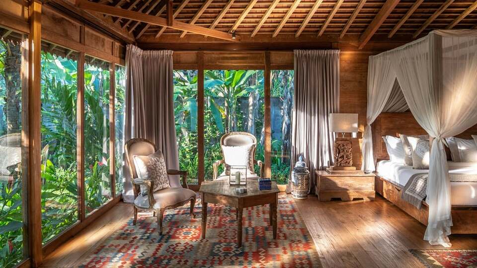 5 Star Villa Nag Shampa – A Private Balinese Masterpiece
