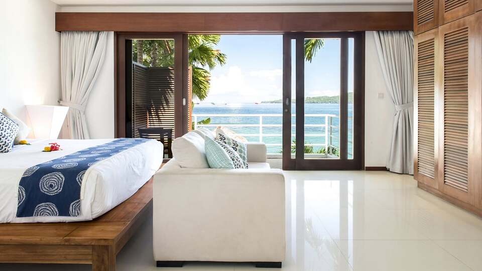 5 Star Villa Lucia – Elegant Oceanfront Living