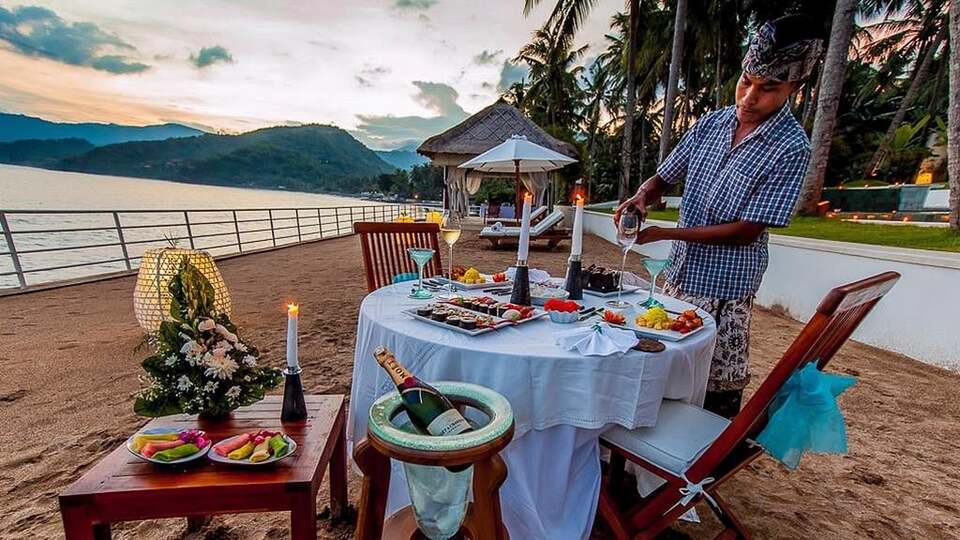 5 Star Villa Stella – Elegant Beachfront Serenity