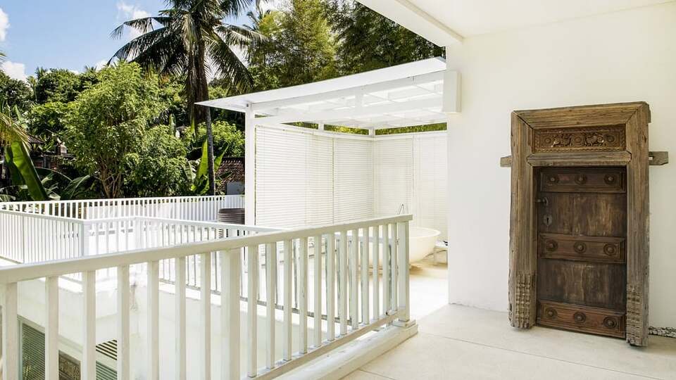5 Star Villa Stella – Elegant Beachfront Serenity