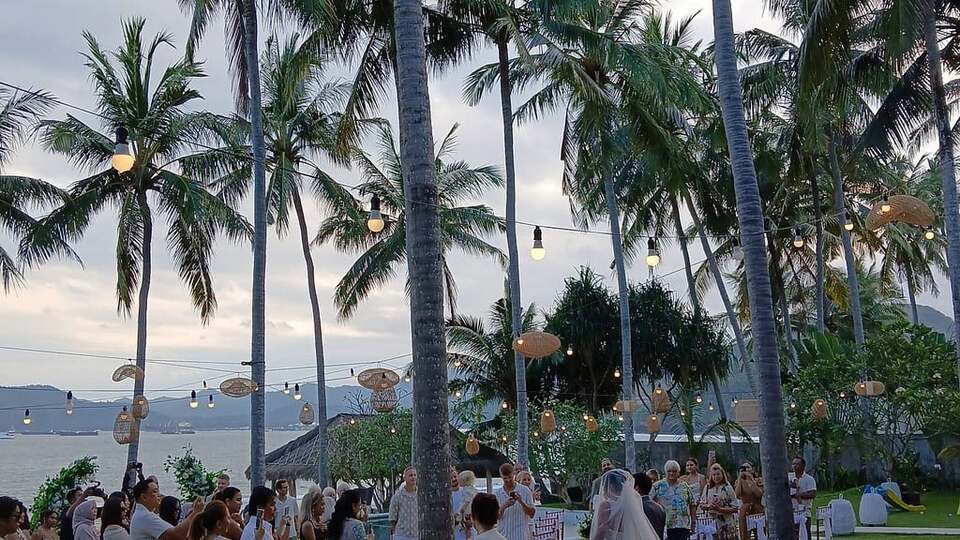 5 Star Villa Lulla – A Luxurious Beachfront Escape in Bali
