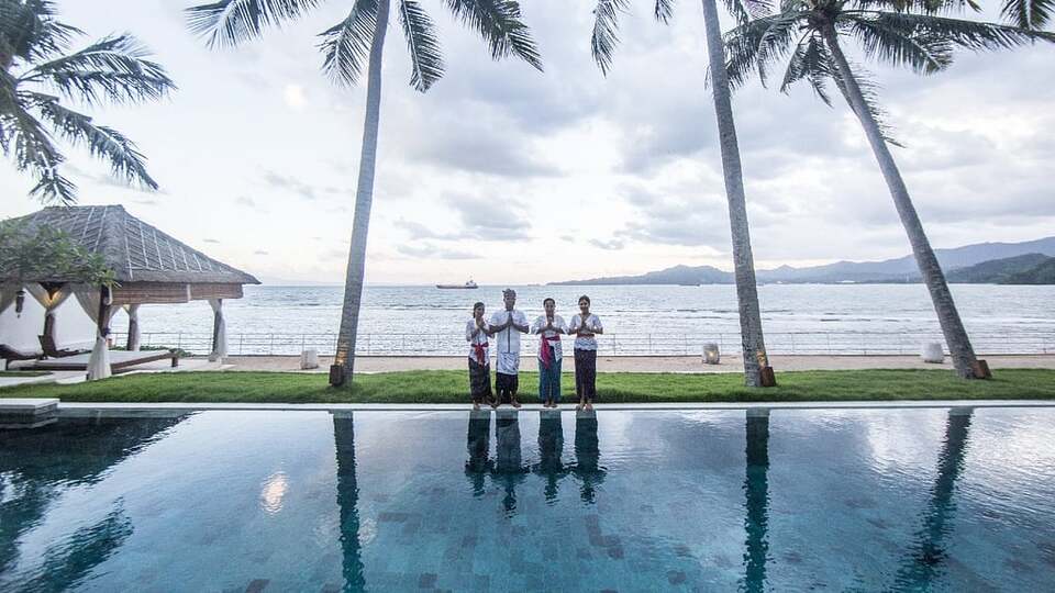 5 Star Villa Lulla – A Luxurious Beachfront Escape in Bali