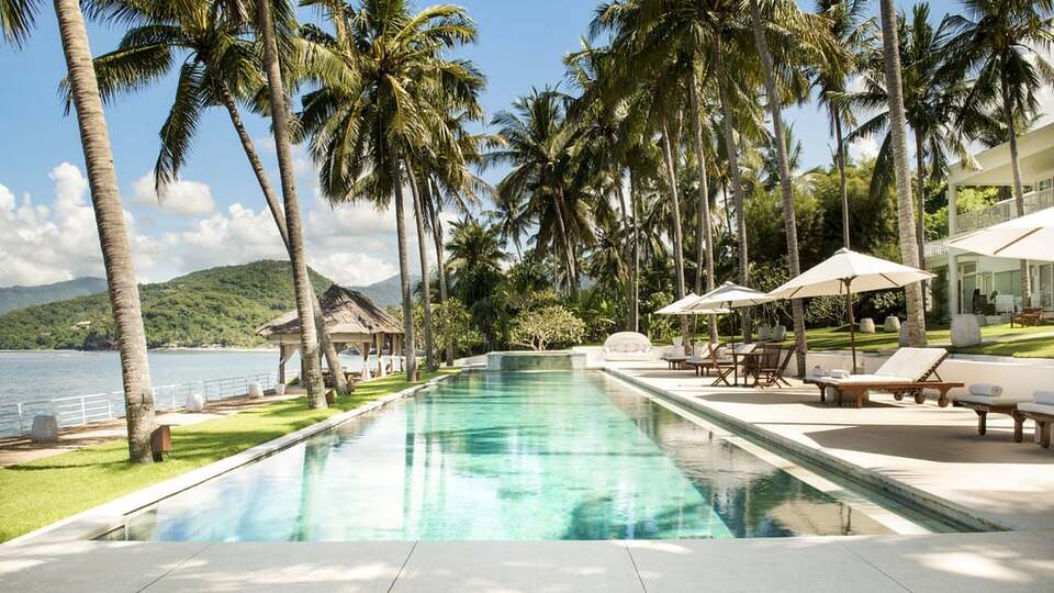 5 Star Villa Lulla – A Luxurious Beachfront Escape in Bali