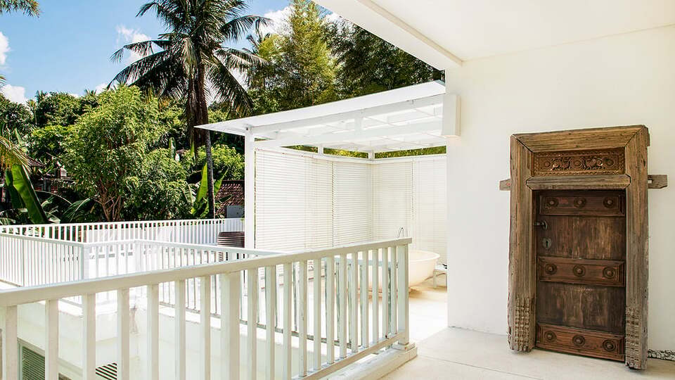 5 Star Villa Lulla – A Luxurious Beachfront Escape in Bali