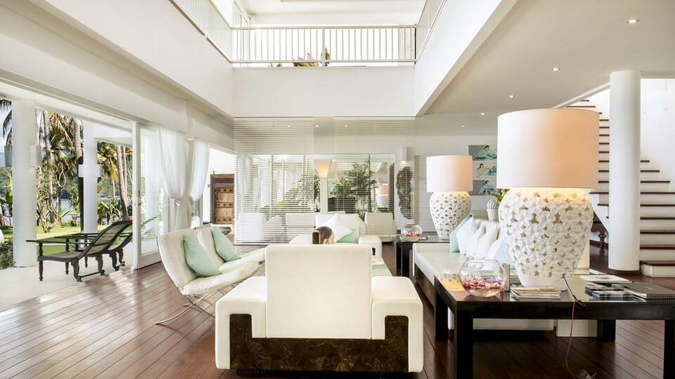 5 Star Villa Lulla – A Luxurious Beachfront Escape in Bali