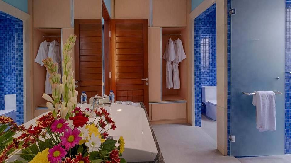 5 Star Villa Rosalia 3 – A Private Tropical Retreat in Canggu