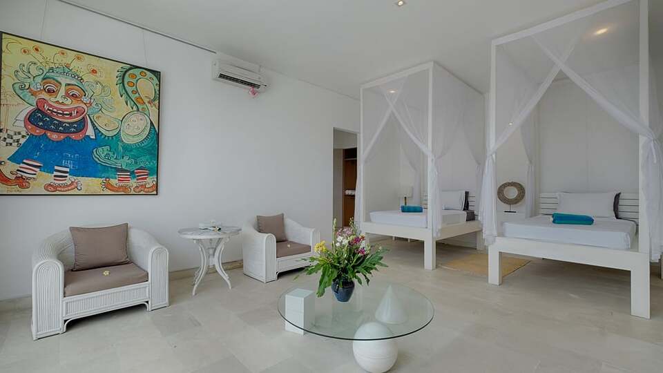 5 Star Villa Putih 1 – An Elegant Pererenan Hideaway