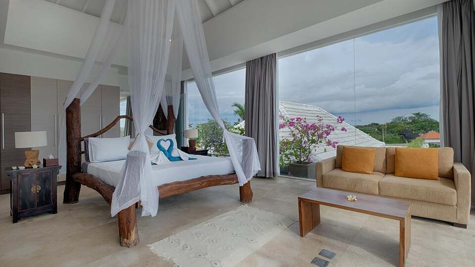 5 Star Villa Putih 1 – An Elegant Pererenan Hideaway