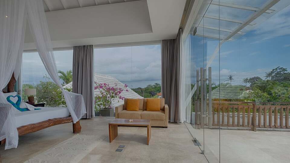 5 Star Villa Putih 1 – An Elegant Pererenan Hideaway