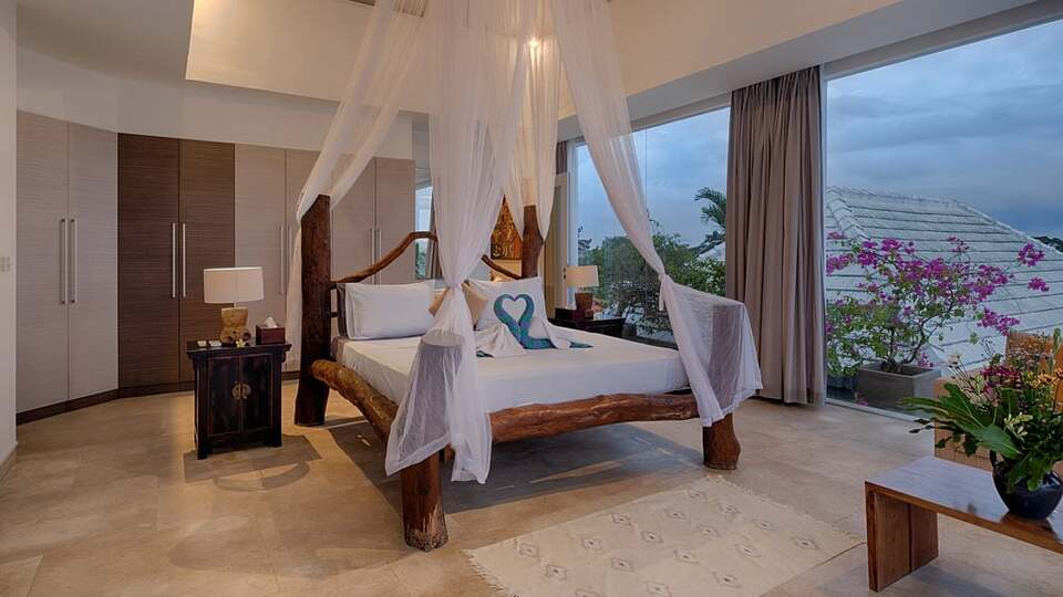 5 Star Villa Putih 1 – An Elegant Pererenan Hideaway