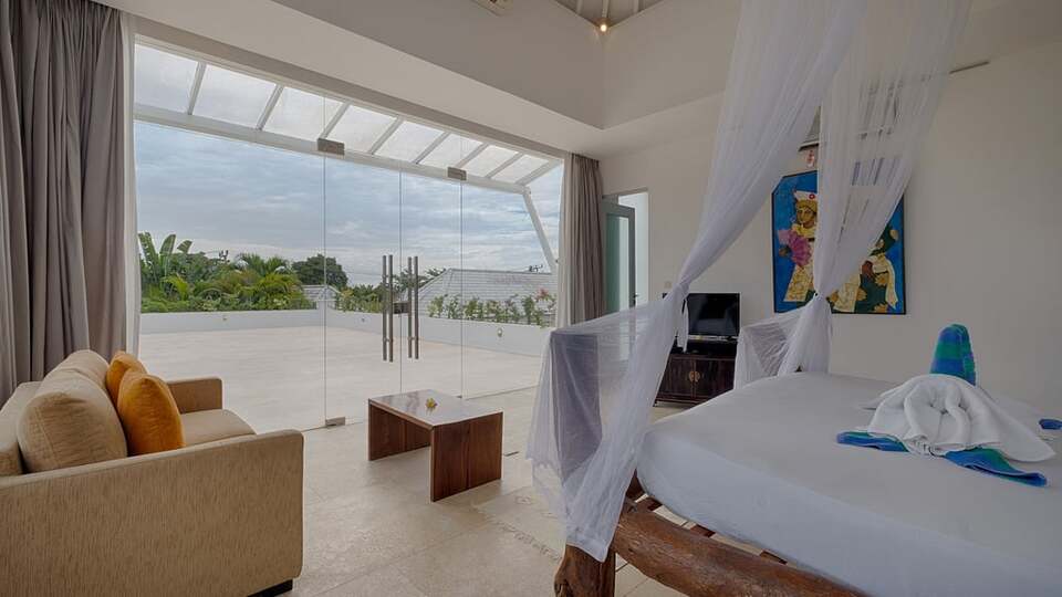 5 Star Villa Putih 1 – An Elegant Pererenan Hideaway