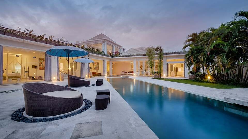 5 Star Villa Putih 1 – An Elegant Pererenan Hideaway