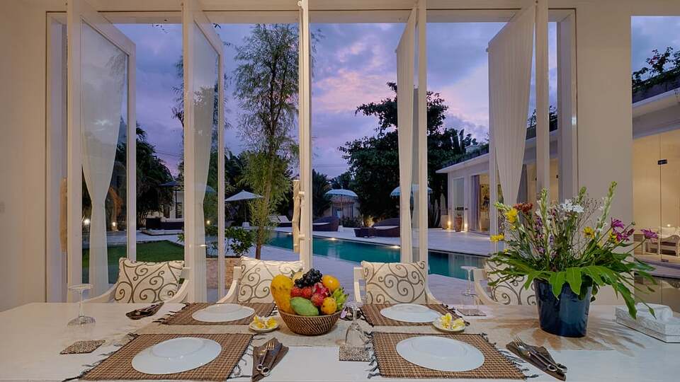 5 Star Villa Putih 1 – An Elegant Pererenan Hideaway