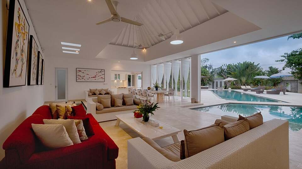 5 Star Villa Putih 1 – An Elegant Pererenan Hideaway