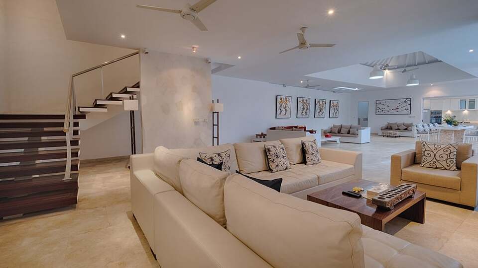 5 Star Villa Putih 1 – An Elegant Pererenan Hideaway