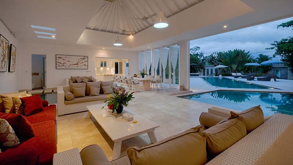 5 Star Villa Putih 1 – An Elegant Pererenan Hideaway
