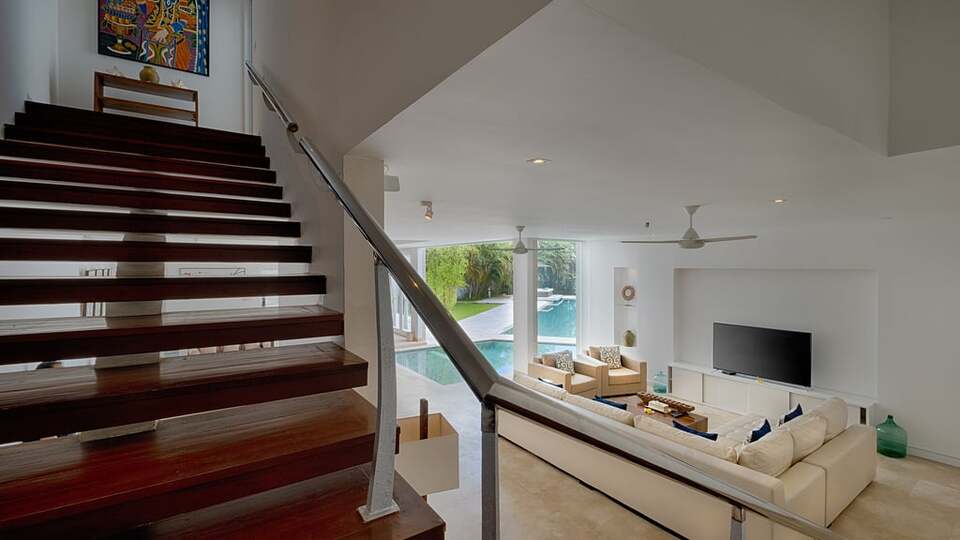 5 Star Villa Putih 1 – An Elegant Pererenan Hideaway